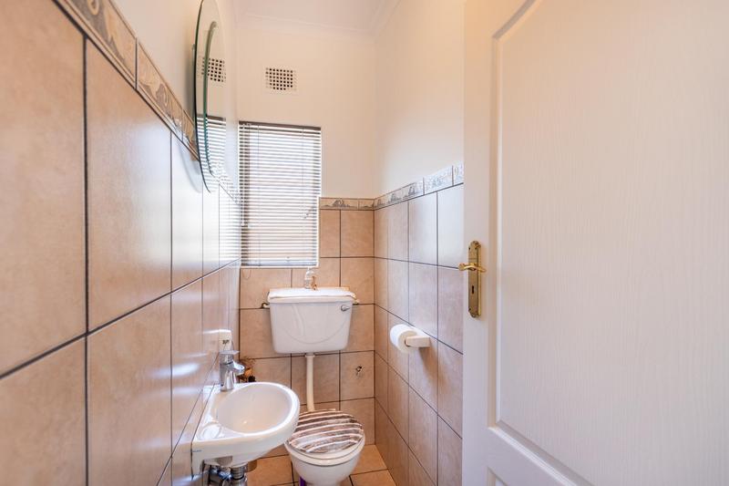 3 Bedroom Property for Sale in Plumstead Western Cape